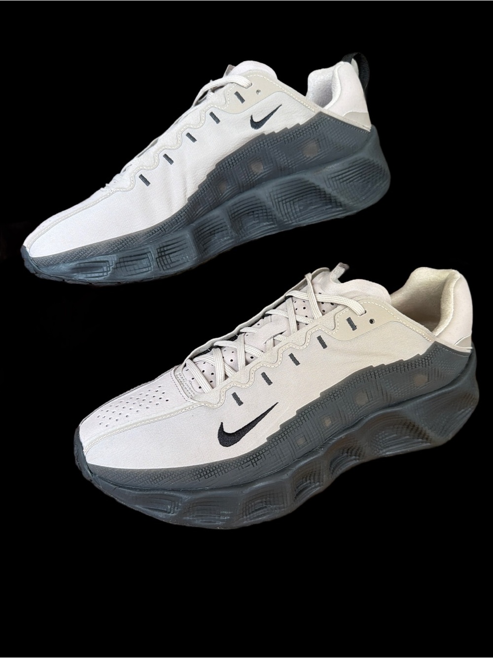 Nike AVA ROVER Mens size 10.5 NEW NWOT